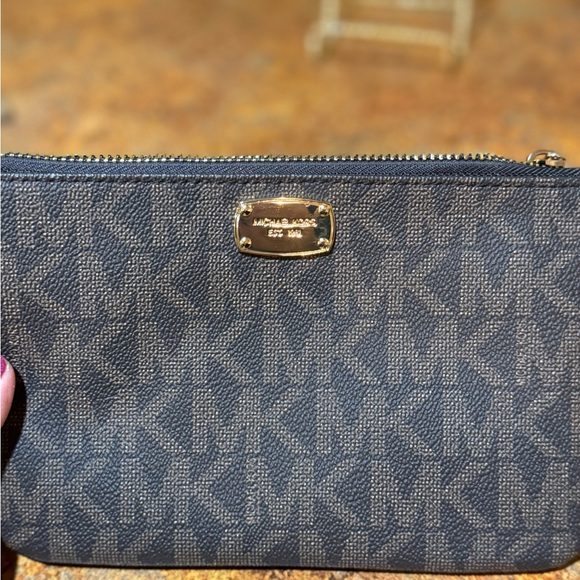 Michael Kors belt bag, NWT - Picture 3 of 6